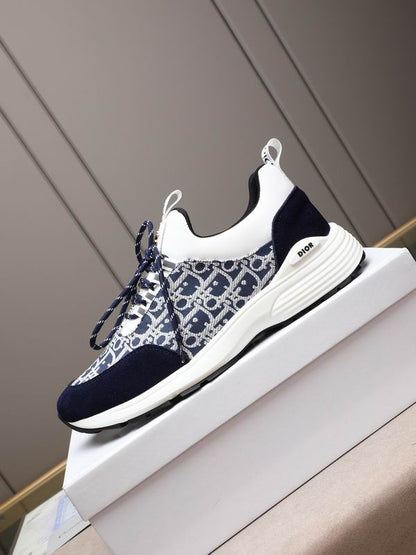 Premium Pattern Runner Sneakers