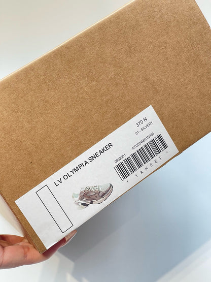 Everyday Leather Sneakers