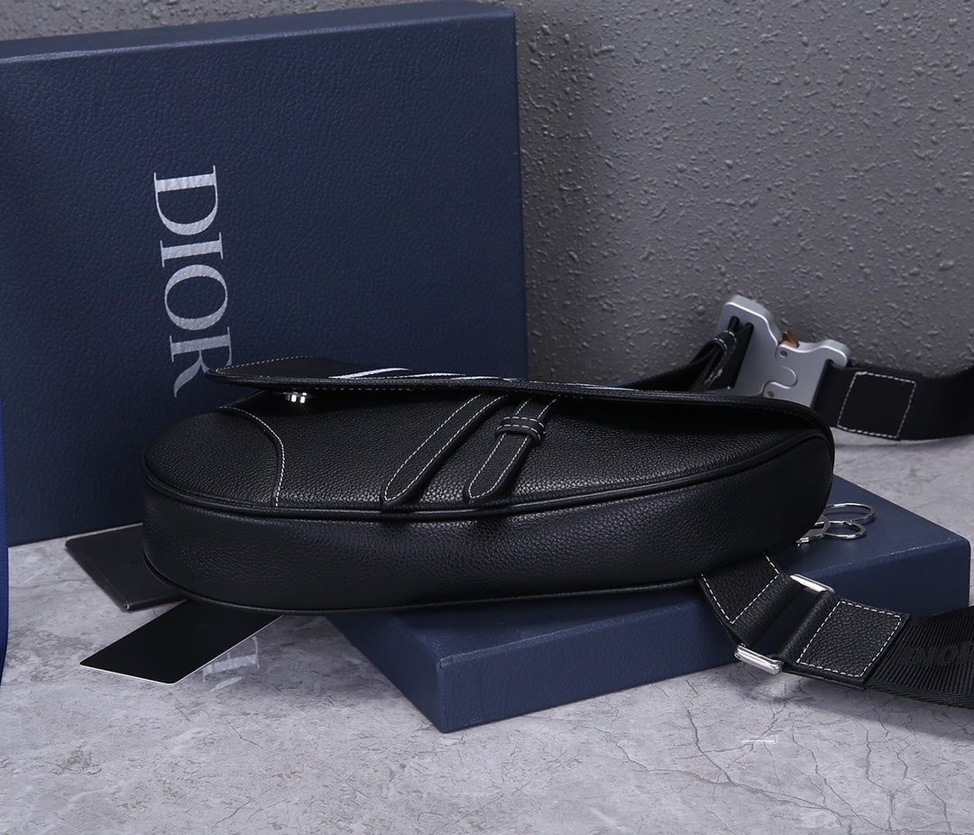 Saddle Crossbody Bag