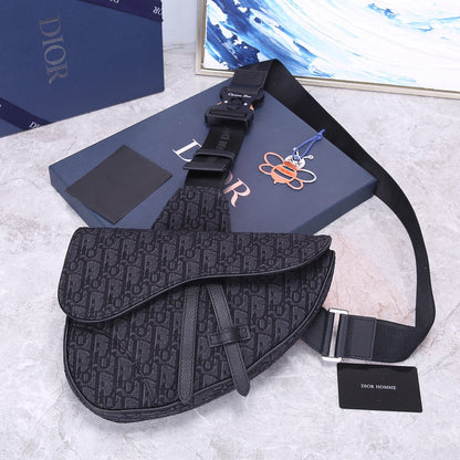 Saddle Crossbody Bag